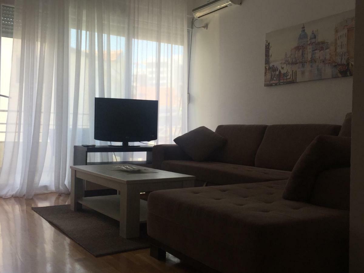 City & Sea Apartments Budva Buitenkant foto